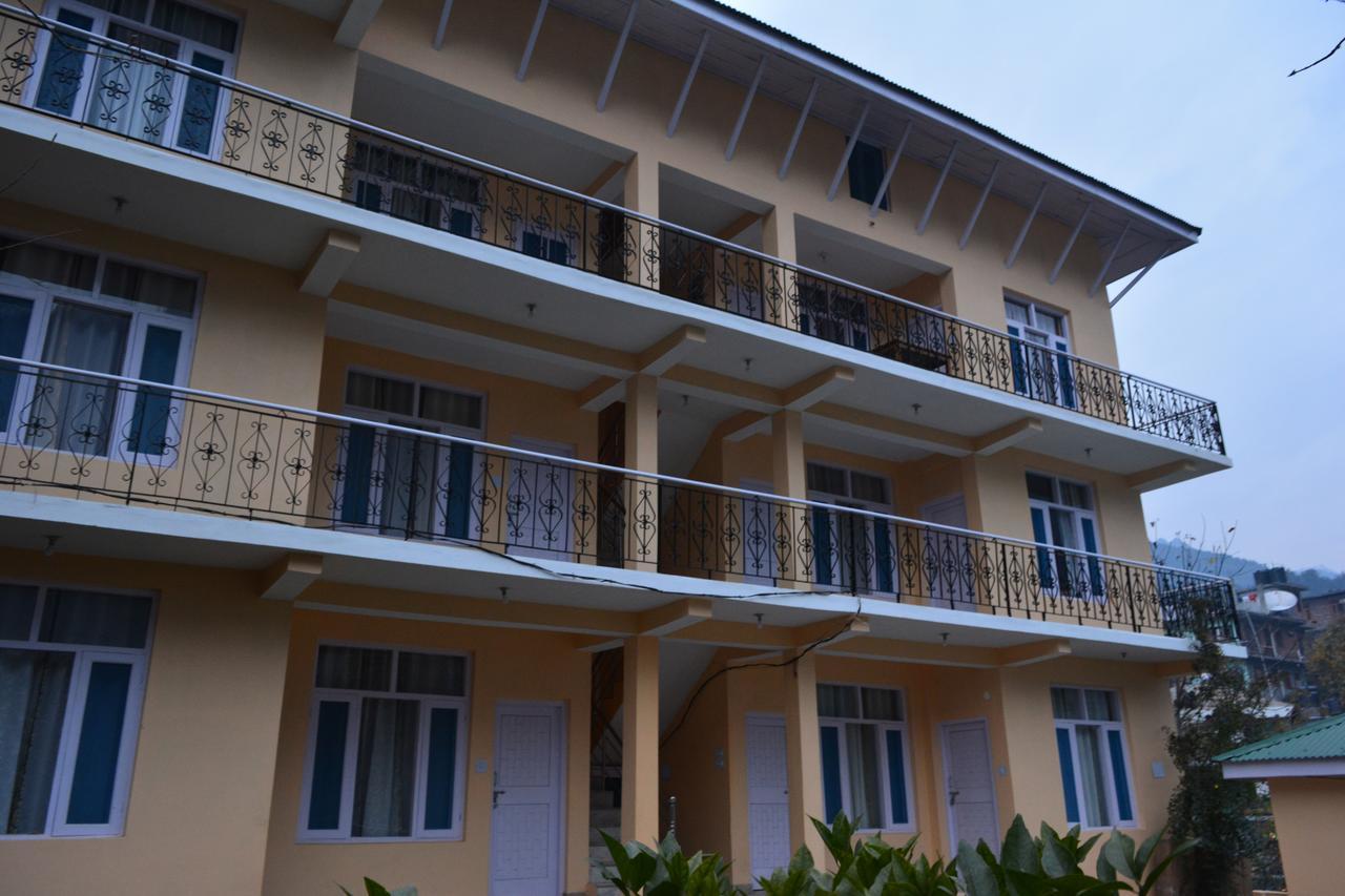 Ambika Bliss Bed and Breakfast Manāli Buitenkant foto