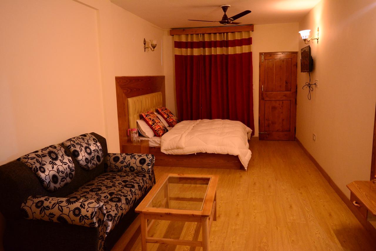 Ambika Bliss Bed and Breakfast Manāli Buitenkant foto