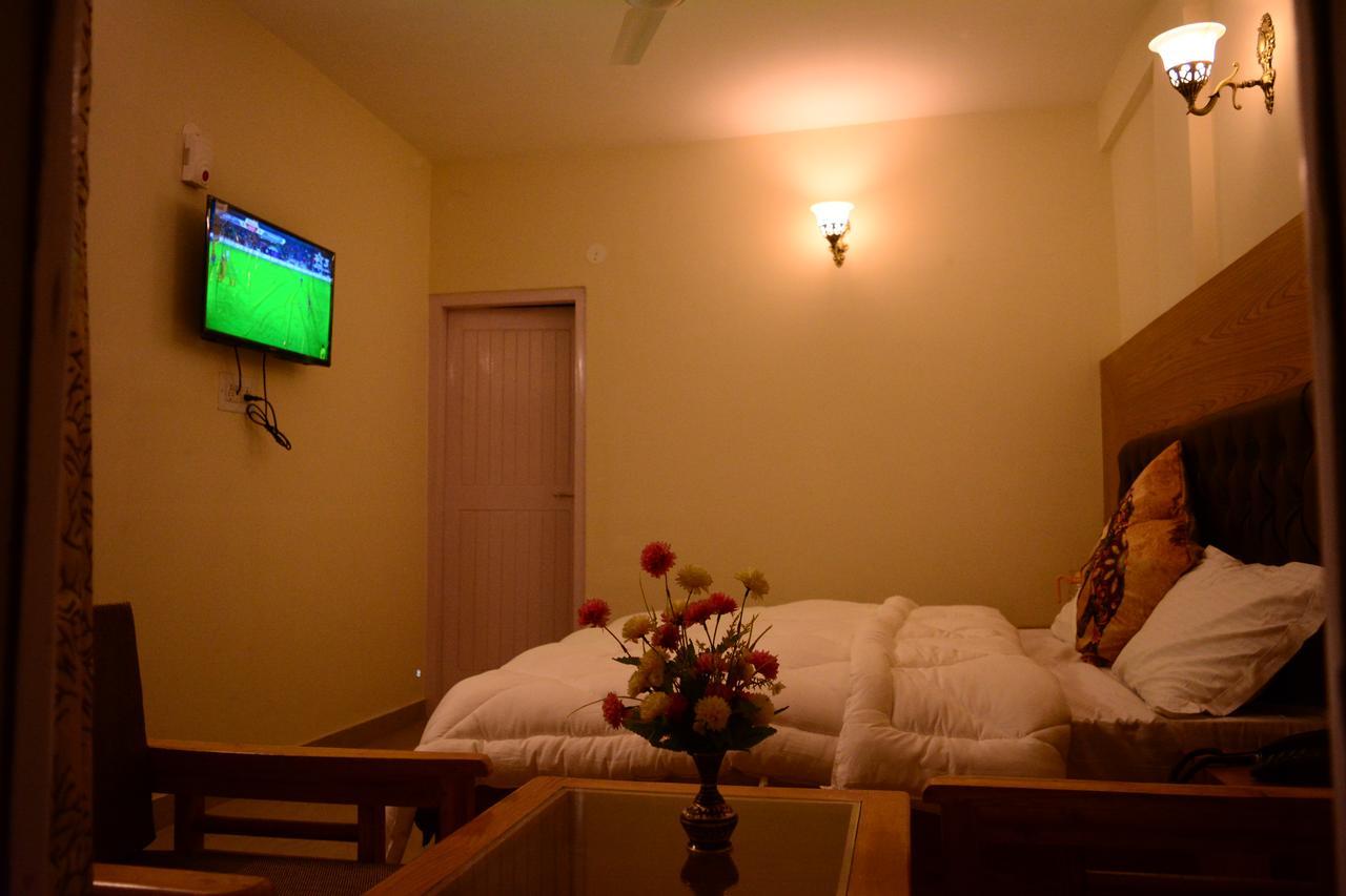 Ambika Bliss Bed and Breakfast Manāli Buitenkant foto