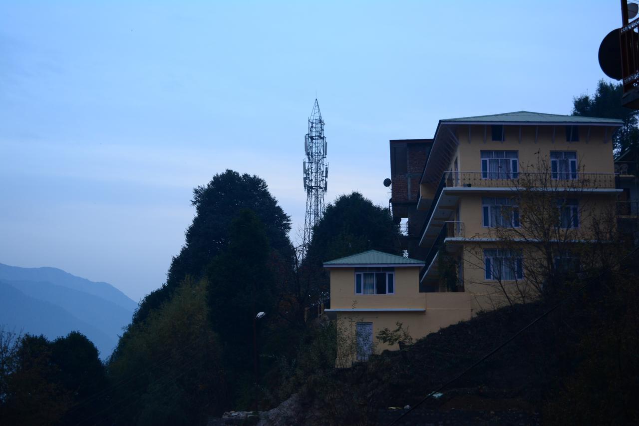 Ambika Bliss Bed and Breakfast Manāli Buitenkant foto