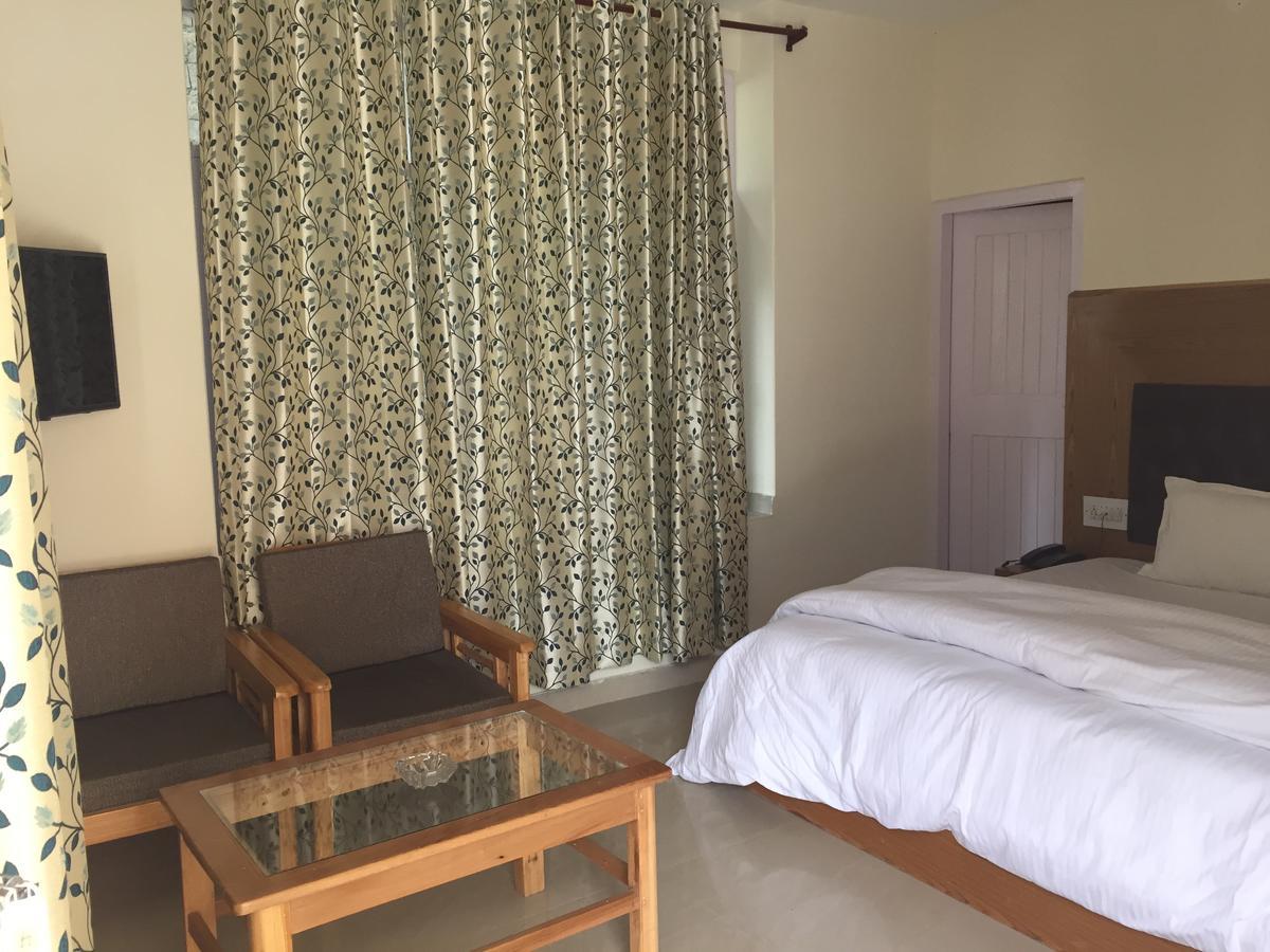 Ambika Bliss Bed and Breakfast Manāli Buitenkant foto