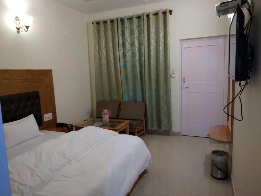 Ambika Bliss Bed and Breakfast Manāli Buitenkant foto