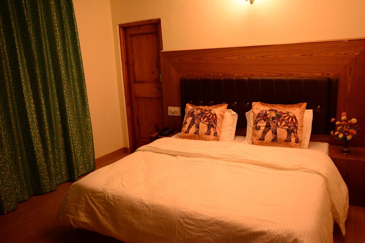 Ambika Bliss Bed and Breakfast Manāli Buitenkant foto